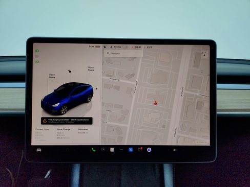 Used 2023 Tesla Model Y Long Range image 11