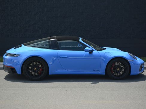 Certified 2022 Porsche 911 Targa 4 GTS AWD/4WD image 8