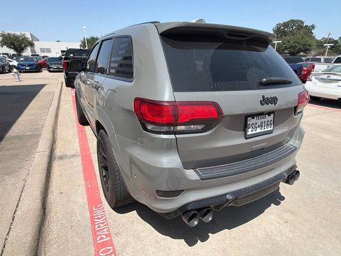 Used 2021 Jeep Grand Cherokee Laredo X RWD image 7