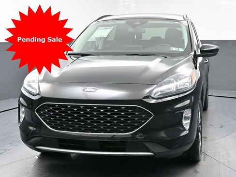 Used 2022 Ford Escape Titanium image 5