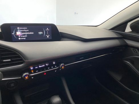 Used 2025 MAZDA MAZDA3 s image 25