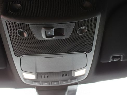 Used 2022 Ford F250 Lariat w/ Lariat Ultimate Package AWD/4WD image 24