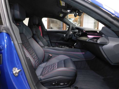 Used 2022 Audi RS e-tron GT AWD/4WD image 97