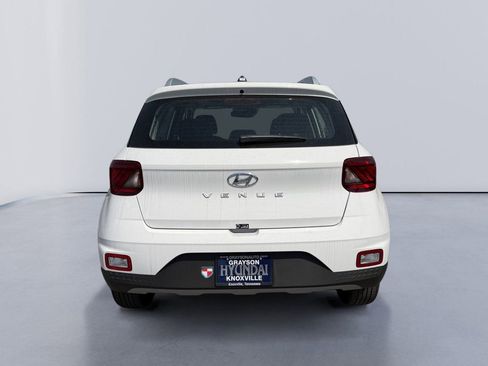 New 2026 Hyundai Venue SEL image 4