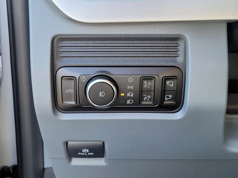 New 2026 Ford F250 XLT w/ FX4 Off-Road Package image 46