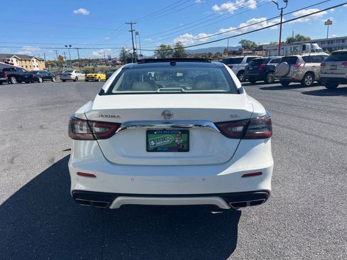 Used 2019 Nissan Maxima 3.5 SL w/ Floor Mat Group image 7