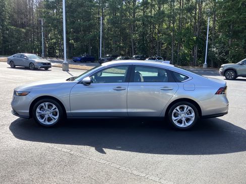 Used 2026 Honda Accord LX image 7