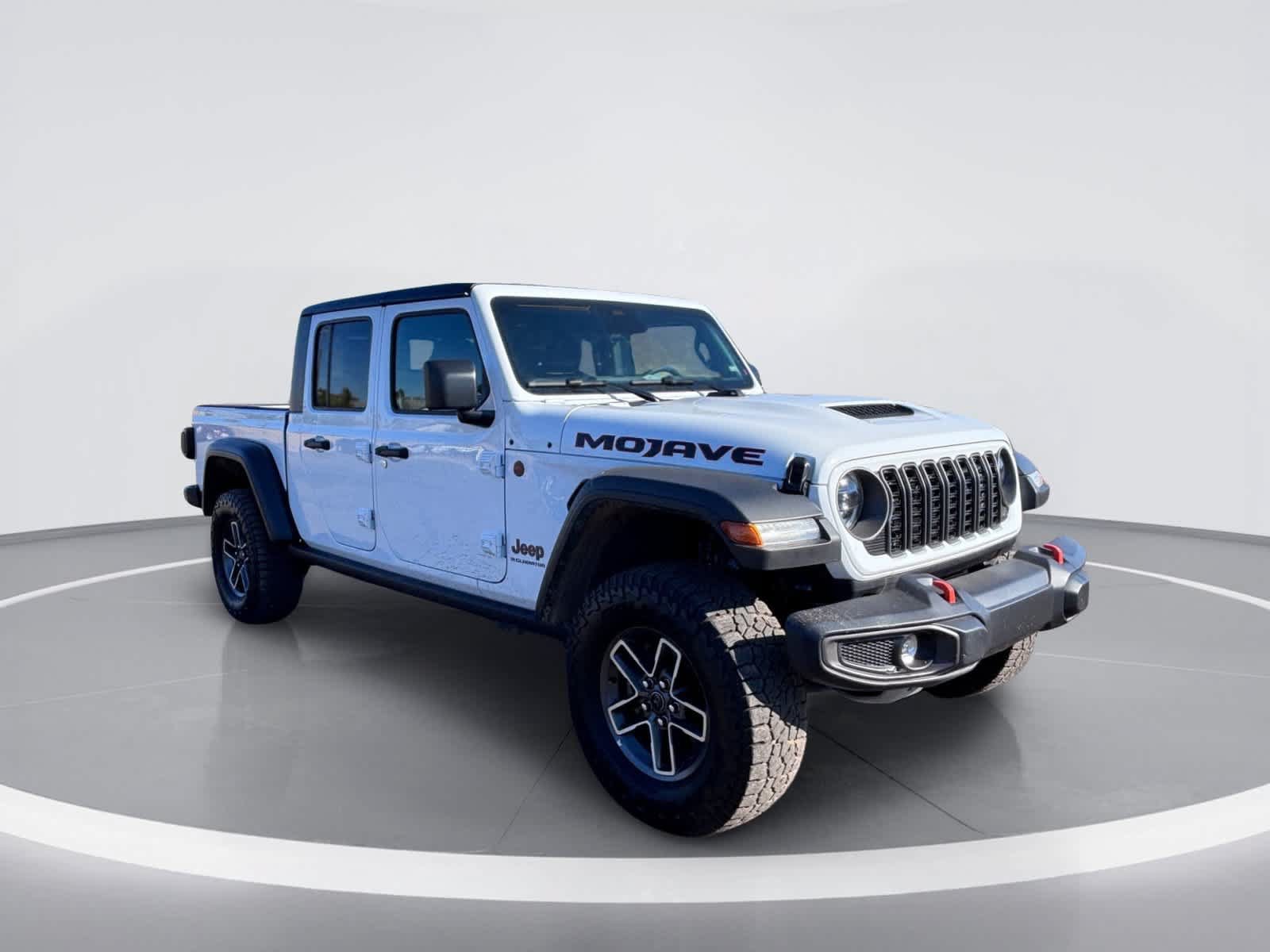 Used 2026 Jeep Gladiator Mojave AWD/4WD image 7