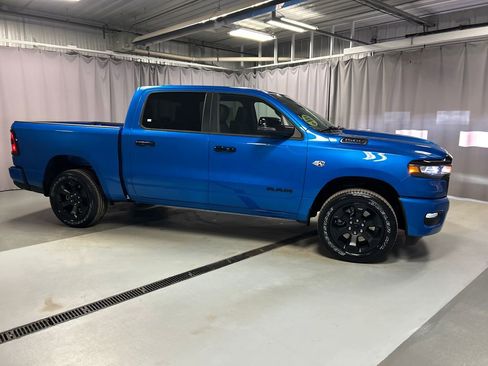 New 2026 RAM 1500 4x4 Crew Cab image 8