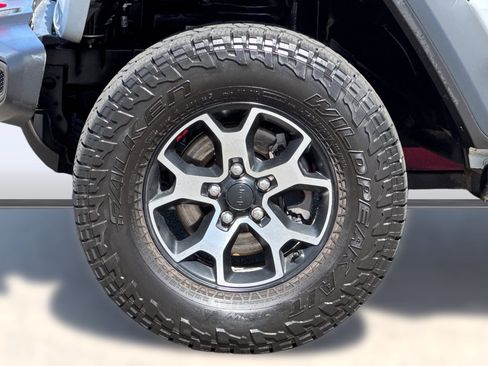 Used 2023 Jeep Wrangler Unlimited Rubicon AWD/4WD image 12