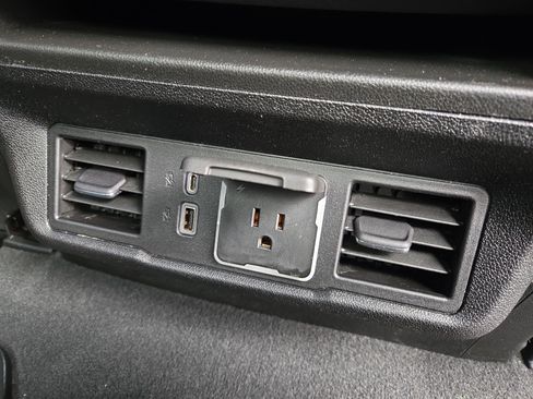 Certified 2023 Chevrolet Silverado 1500 LT AWD/4WD image 23