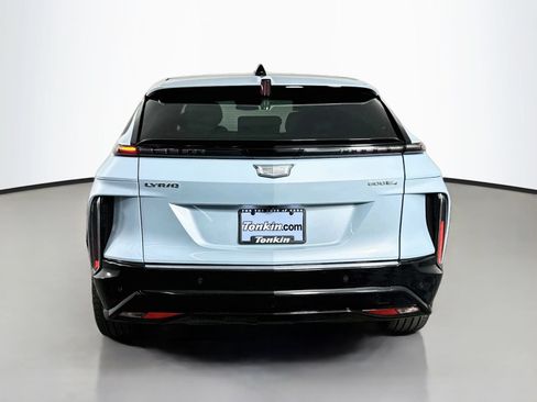 Used 2024 Cadillac Lyriq Luxury w/ LPO, Floor Liner Package AWD/4WD image 6