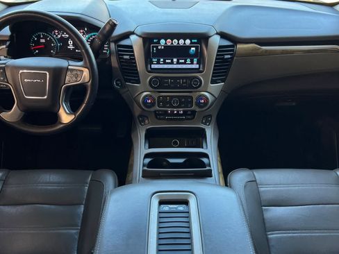 Used 2017 GMC Yukon Denali w/ Open Road Package RWD image 4