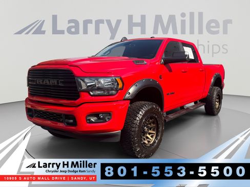 Used 2020 RAM 2500 Big Horn w/ Night Edition AWD/4WD image 1