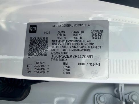 Used 2024 Chevrolet Colorado LT w/ LT Convenience Package image 30