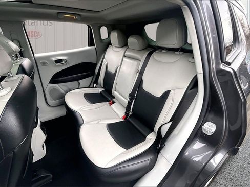 Used 2021 Jeep Compass Limited w/ Sun and Sound Group image 22