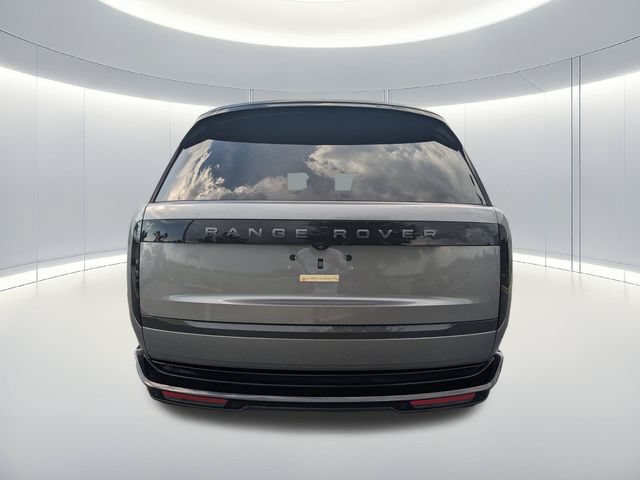 Used 2025 Land Rover Range Rover Long Wheelbase SE AWD/4WD image 4