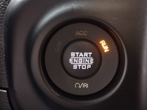 Used 2020 Jeep Wrangler Unlimited Sahara AWD/4WD image 41