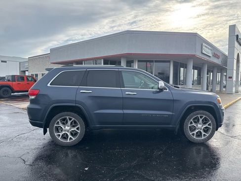 Used 2019 Jeep Grand Cherokee Overland image 2