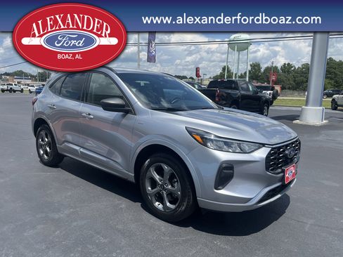 Used 2024 Ford Escape ST-Line image 3