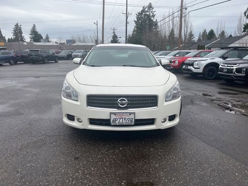 Used 2011 Nissan Maxima 3.5 SV w/ Sport Pkg image 2