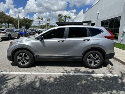 Used 2018 Honda CR-V LX image 5