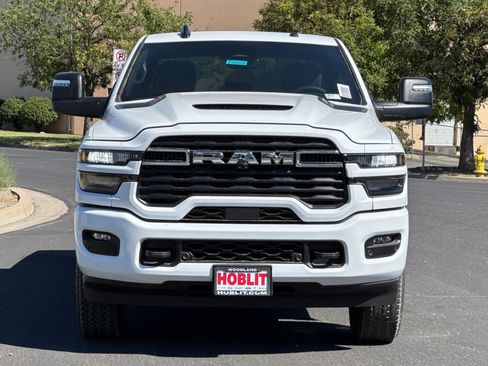 New 2026 RAM 2500 Big Horn AWD/4WD image 8
