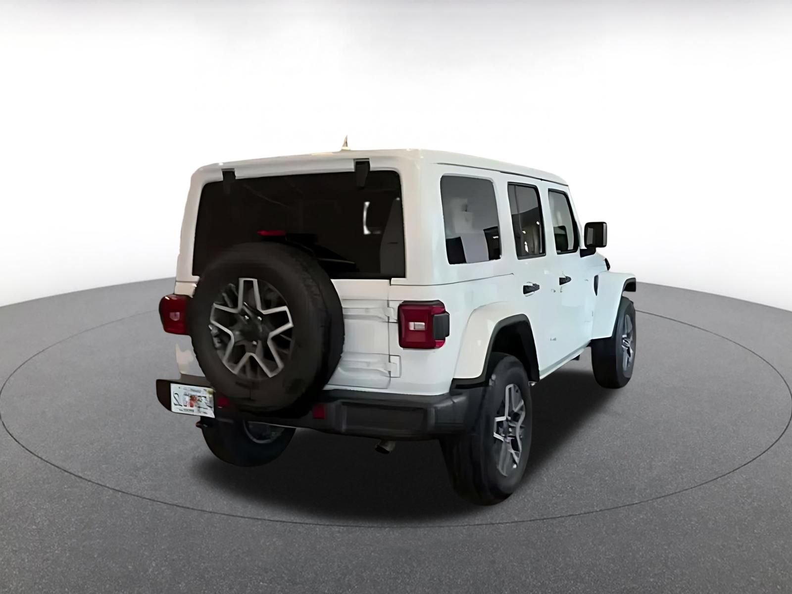 Used 2025 Jeep Wrangler Unlimited Sahara AWD/4WD image 10