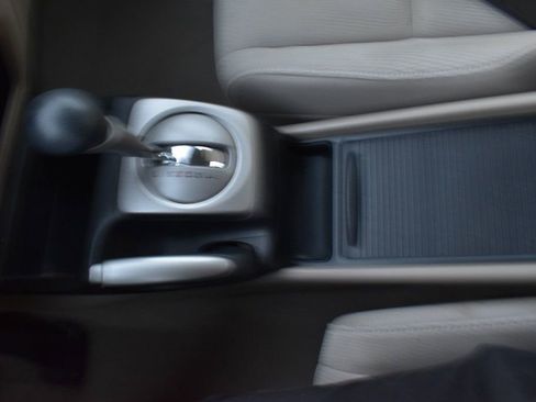 Used 2010 Honda Civic Hybrid Sedan image 30