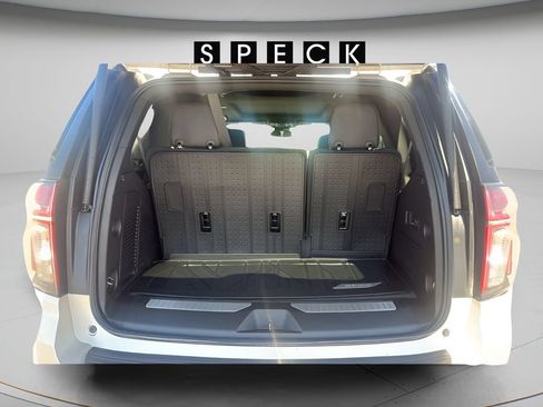 Used 2023 Chevrolet Tahoe Premier AWD/4WD image 19