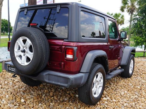 Used 2022 Jeep Wrangler Sport AWD/4WD image 6