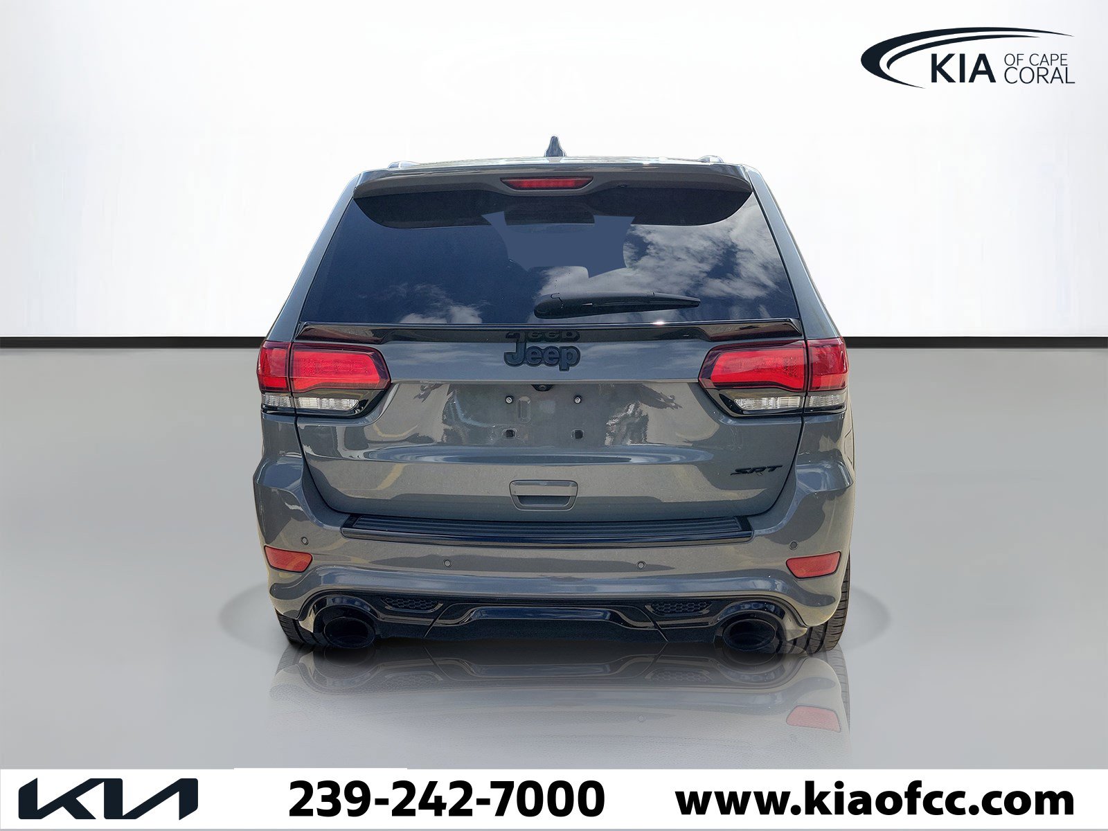 Used 2020 Jeep Grand Cherokee SRT AWD/4WD image 8