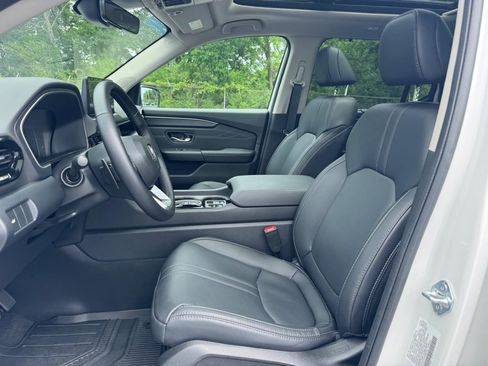 Certified 2026 Honda Pilot Touring image 20