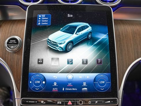Certified 2023 Mercedes-Benz GLC 300 4MATIC image 18