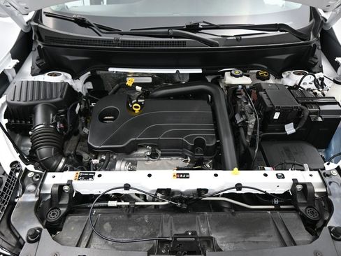 Certified 2024 GMC Terrain SLE image 23