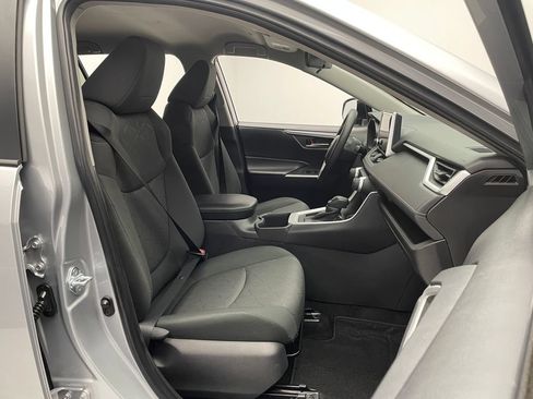 Used 2024 Toyota RAV4 XLE FWD image 18