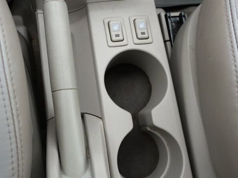 Used 2010 MAZDA MAZDA5 Grand Touring image 29