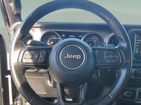 Certified 2020 Jeep Wrangler Sport S image 16