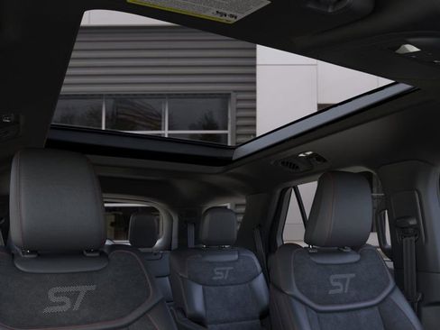New 2026 Ford Explorer ST w/ Sun And Sound Package image 22