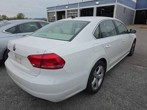 Used 2012 Volkswagen Passat 2.5 SE image 4