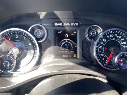 Used 2020 RAM 1500 Big Horn image 13