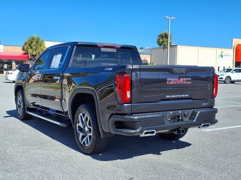 Used 2023 GMC Sierra 1500 SLT w/ SLT Premium Package AWD/4WD image 5