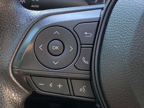 Used 2024 Toyota Corolla LE FWD image 18
