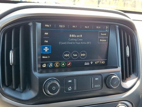 Used 2021 Chevrolet Colorado Z71 w/ Safety Package image 18