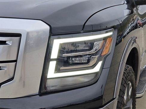 Used 2020 Nissan Titan Platinum Reserve w/ Moonroof Package image 8