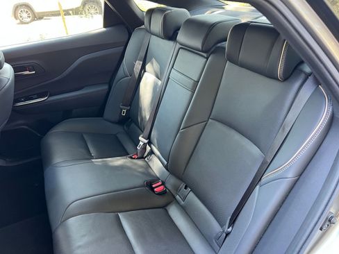 Used 2025 Toyota Crown XLE image 33