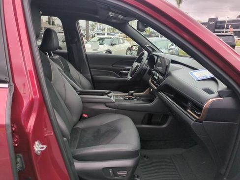 Used 2025 Toyota Grand Highlander AWD Hybrid image 30