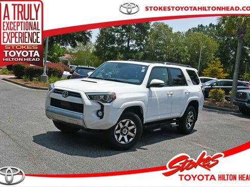 Certified 2023 Toyota 4Runner TRD Off-Road Premium w/ Moonroof Package AWD/4WD image 1