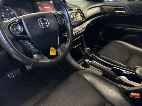 Used 2016 Honda Accord Sport image 7