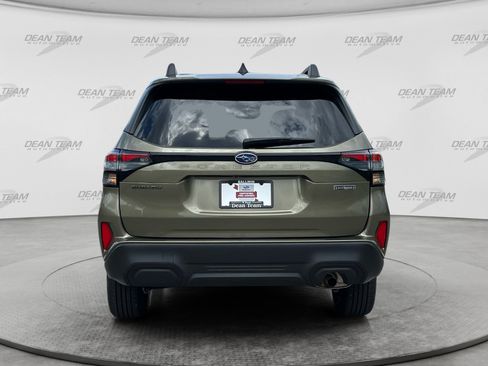 Certified 2025 Subaru Forester Premium AWD/4WD image 6